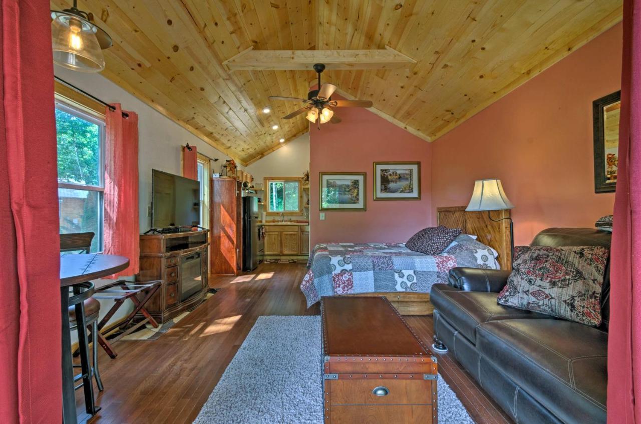 Bryson City Studio With Hot Tub - Near Nantahala! ภายนอก รูปภาพ