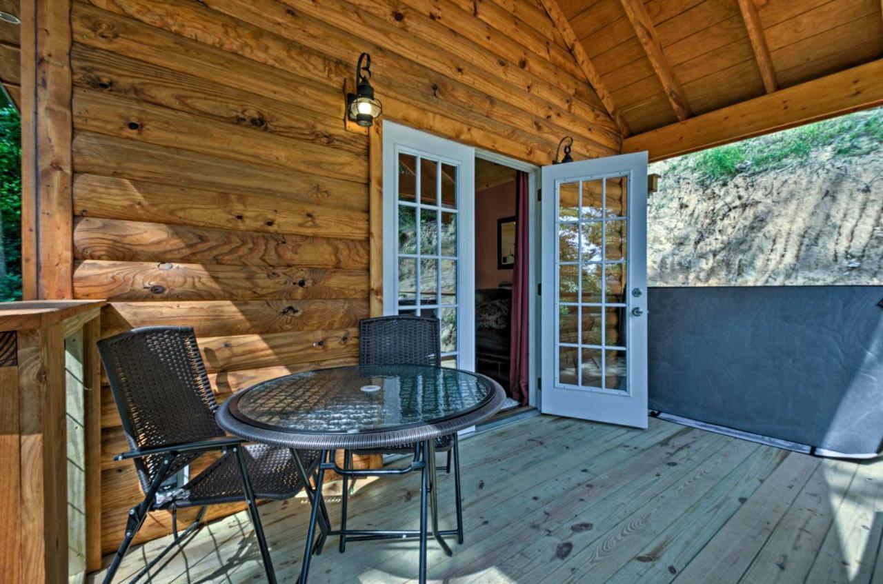 Bryson City Studio With Hot Tub - Near Nantahala! ภายนอก รูปภาพ